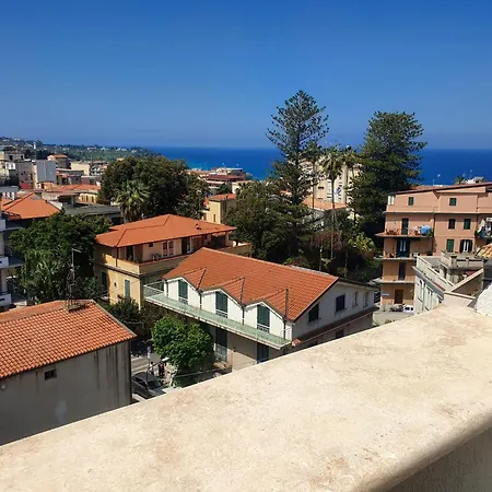 A Due Passi Dal Centro Apartment