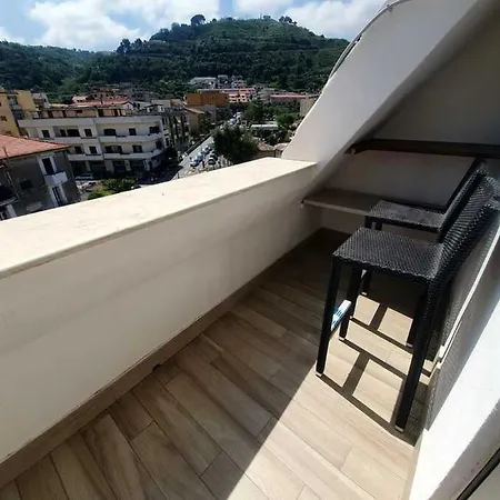 A Due Passi Dal Centro Apartment